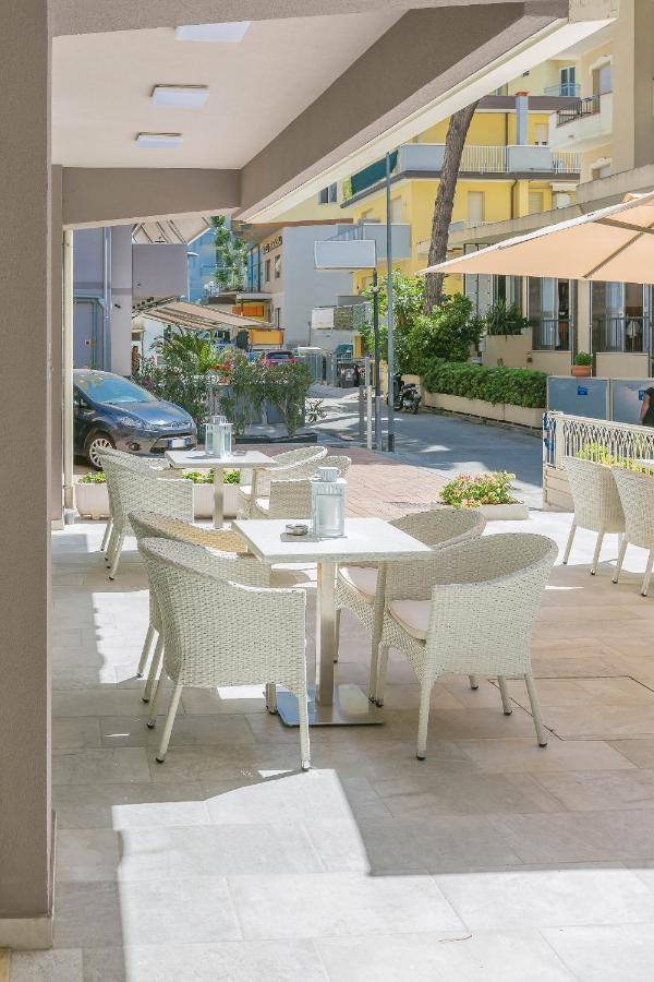 Hotel Confort Rimini Eksteriør bilde