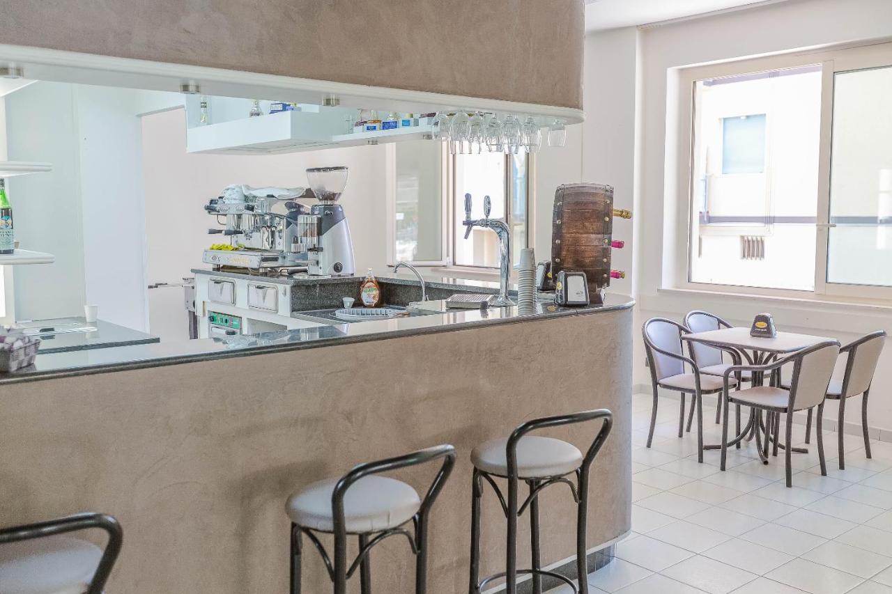 Hotel Confort Rimini Eksteriør bilde