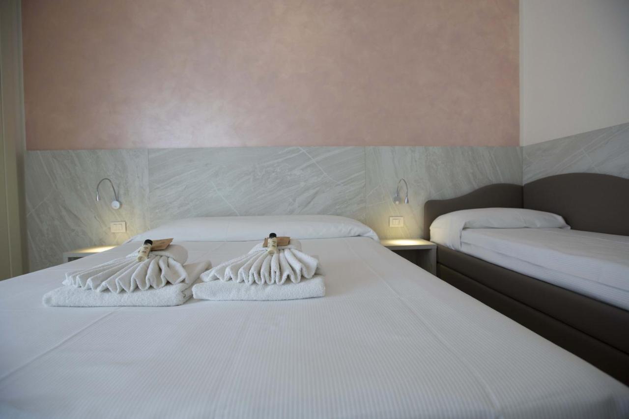Hotel Confort Rimini Eksteriør bilde