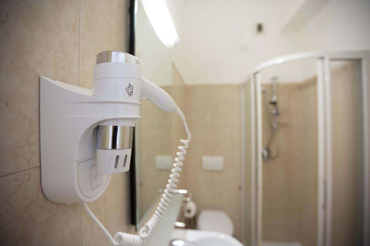 Hotel Confort Rimini Eksteriør bilde