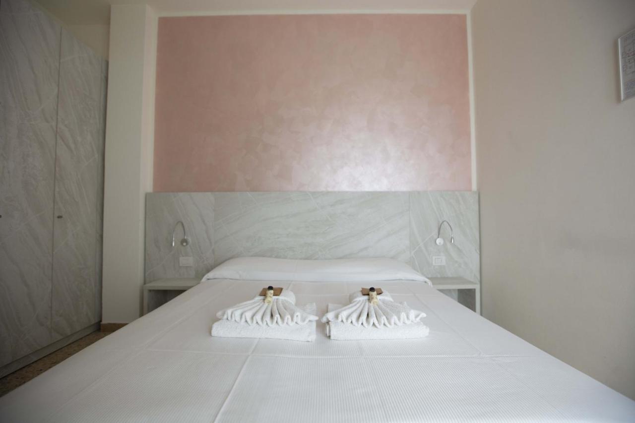 Hotel Confort Rimini Eksteriør bilde