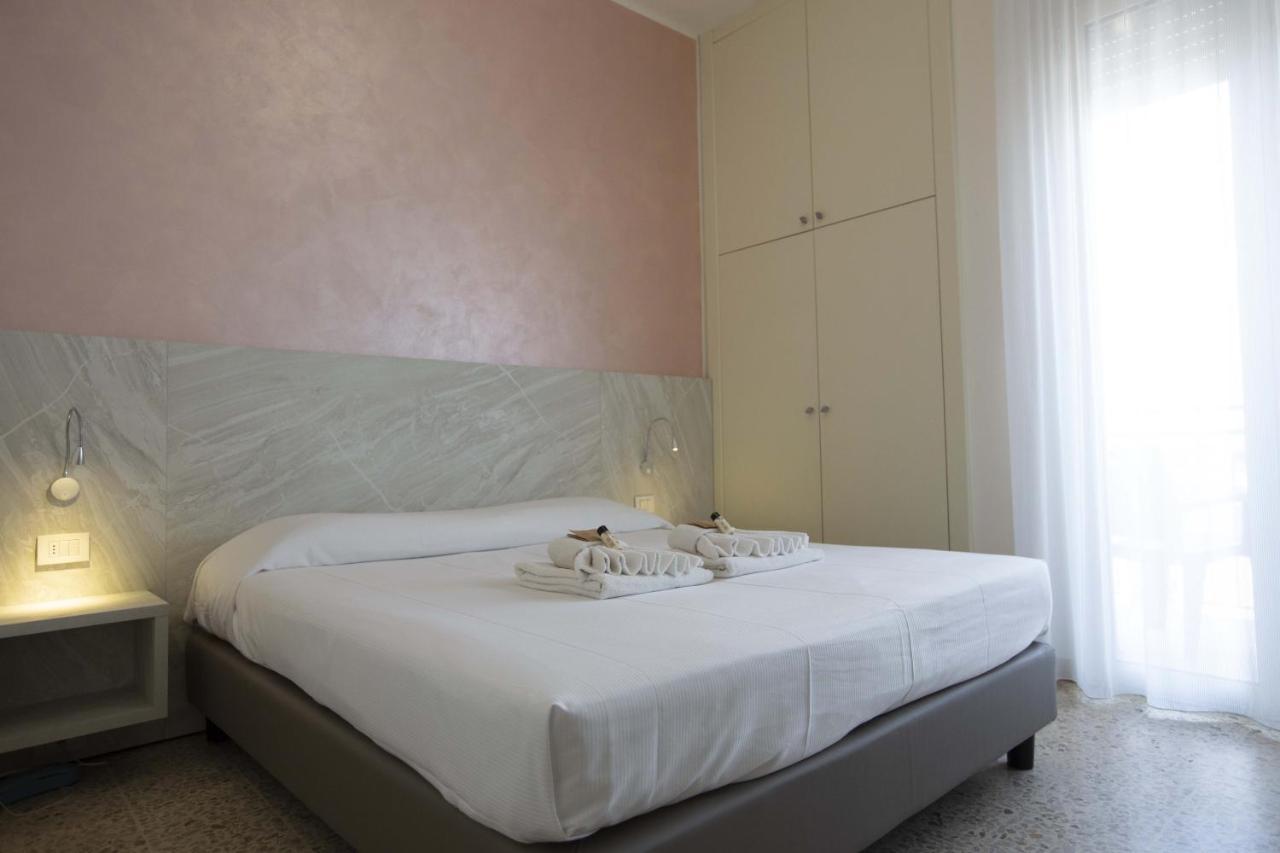 Hotel Confort Rimini Eksteriør bilde