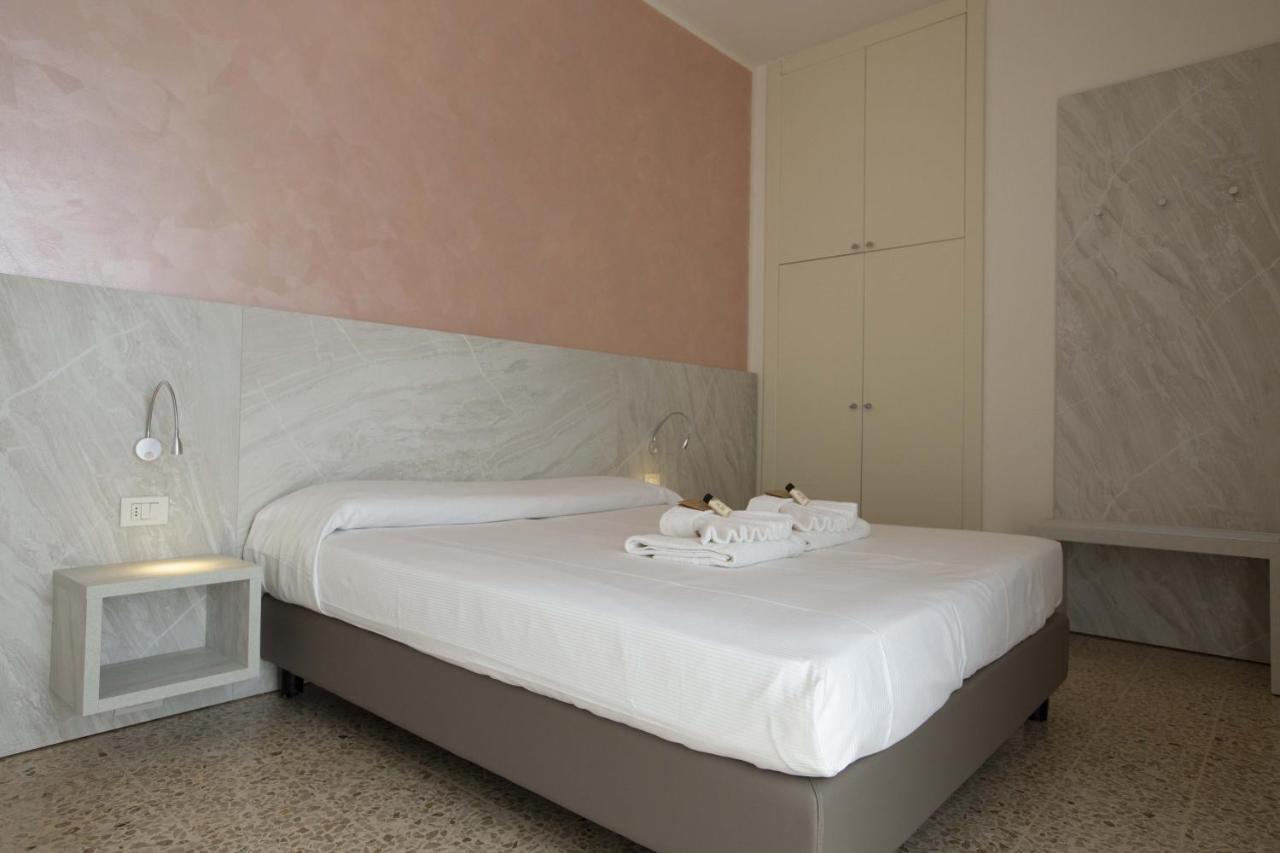 Hotel Confort Rimini Eksteriør bilde