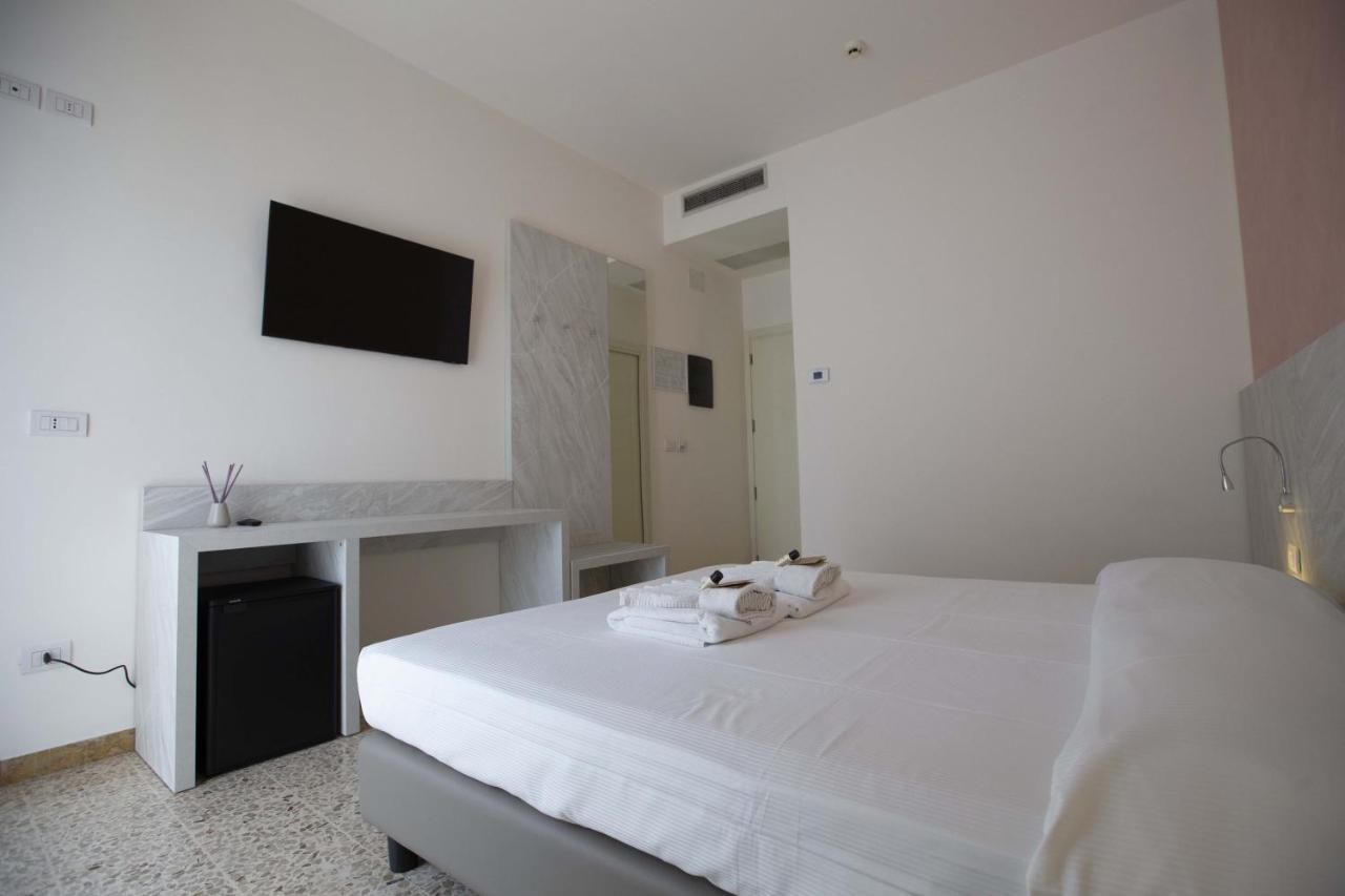Hotel Confort Rimini Eksteriør bilde